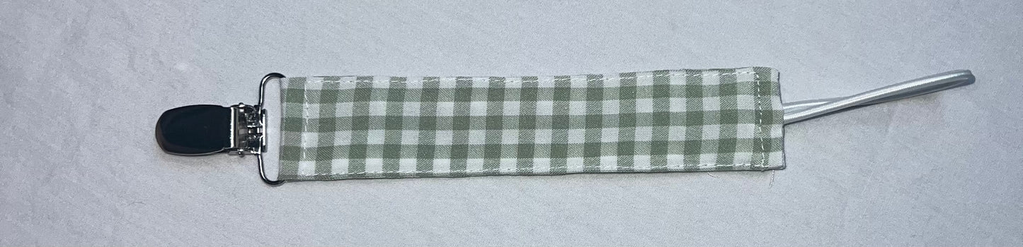 Paci Clips